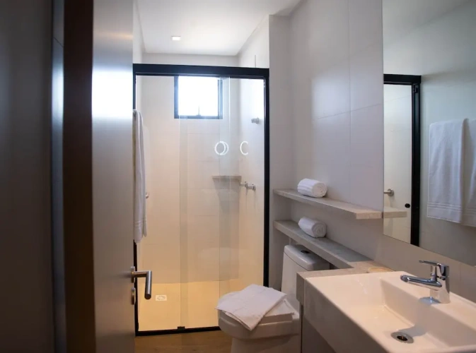 1 Bedroom Deluxe Suite