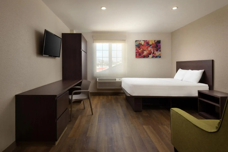 Extended Suites Mexicali Cataviña