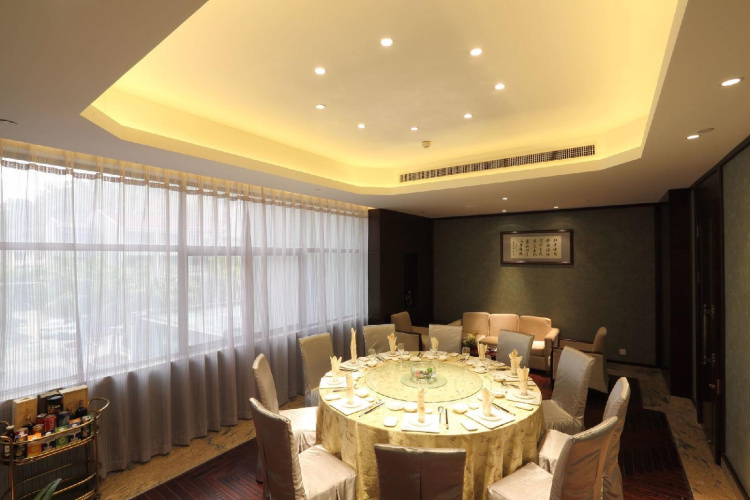 Taizhou Garden Hotel