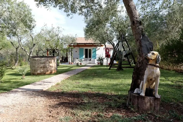 2 Bedrooms Cottage