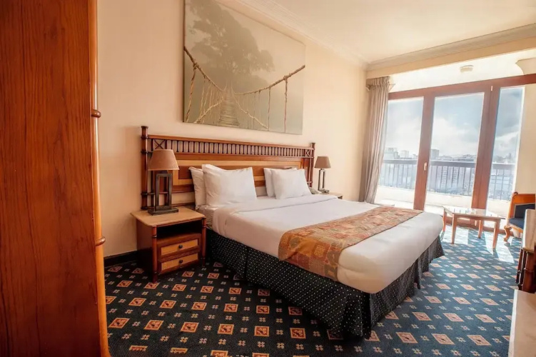 Om Kolthoom Hotel