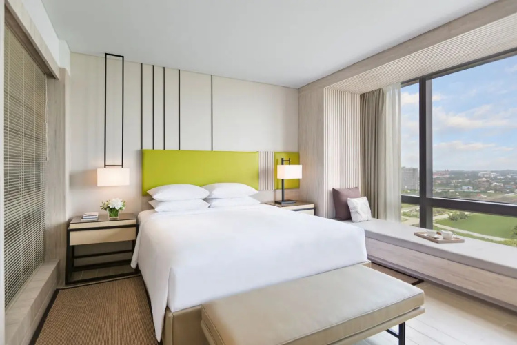 1 Bedroom Double Junior Suite with city view