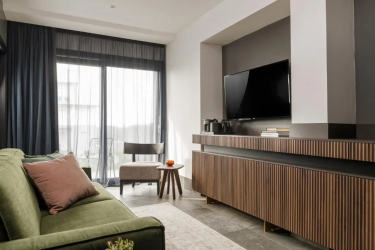 Coast Hotel  Spa