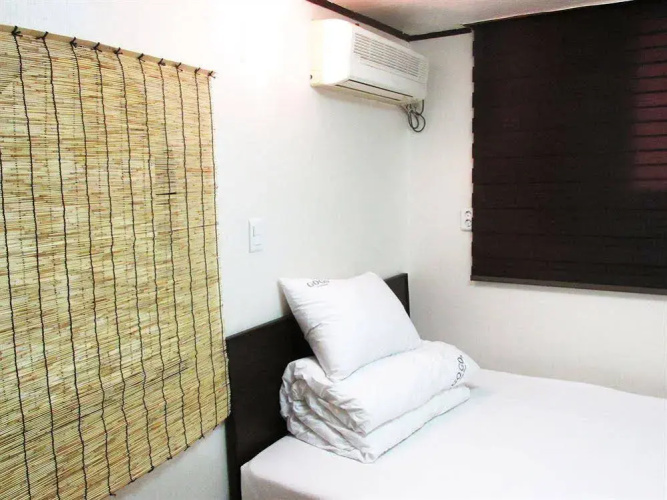 Gogo guesthouse