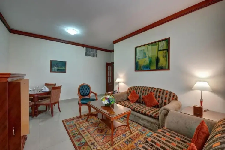 Deluxe Suite