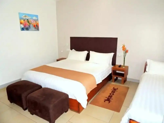 Plumeria Hotel