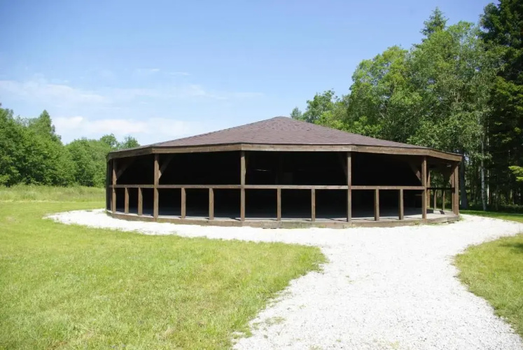 Kase Holiday Center