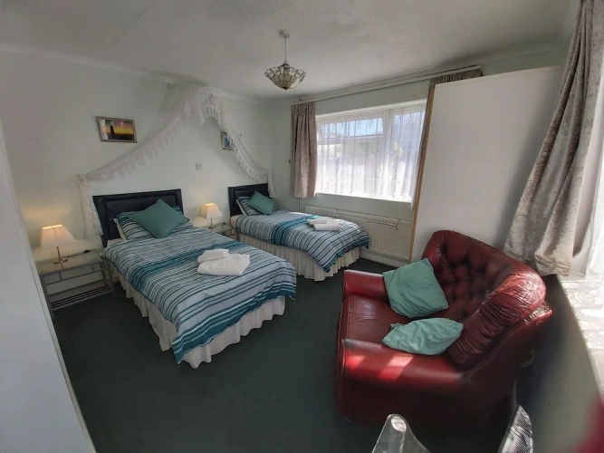 Standard Twin room