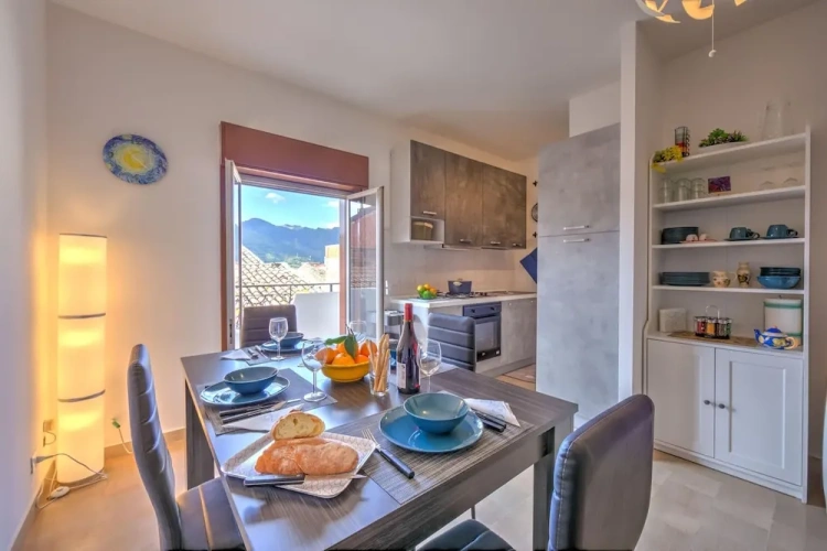 Family Apartment with balcony