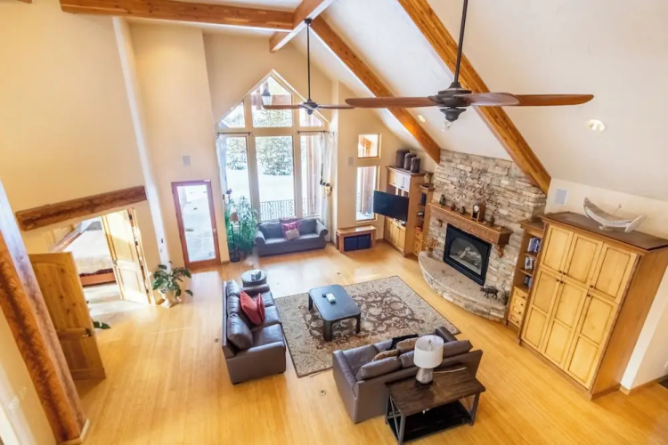 213 County Road 1041