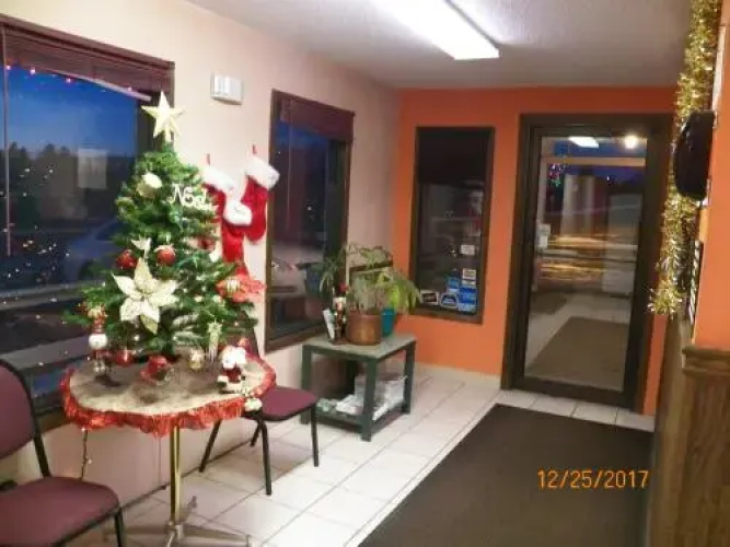 Scotwood Motel