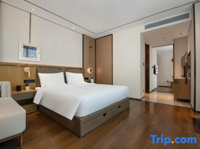 Executive Suite with panoramic view