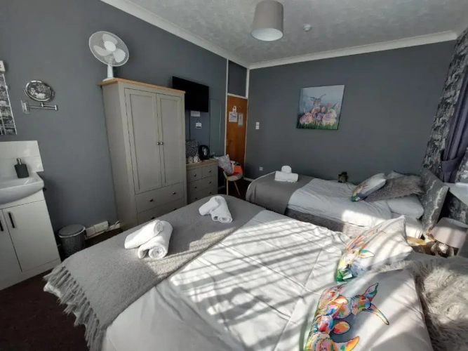 Standard Twin room