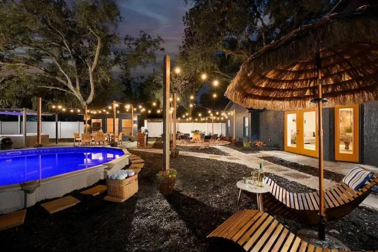 6 Bedrooms Cottage