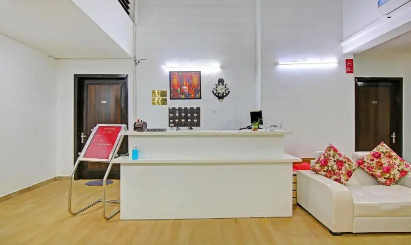 Treebo Trend AR Residency Sector 45