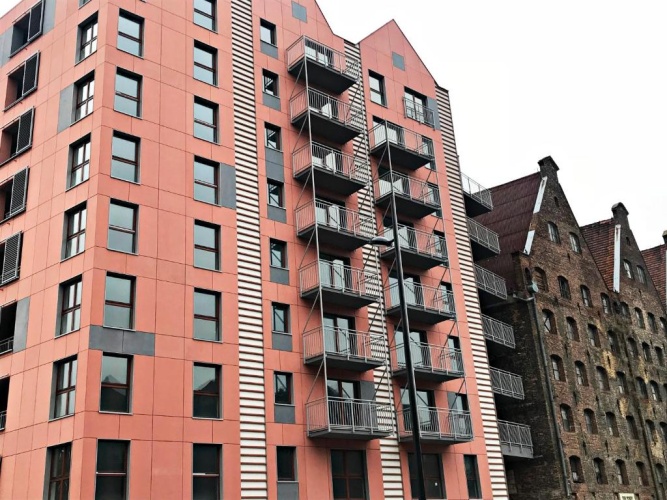 Deluxe Apartment