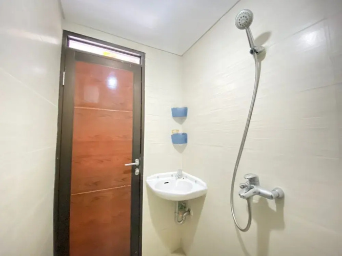 Minimalist Decor Studio Apartment at Gateway Pasteur