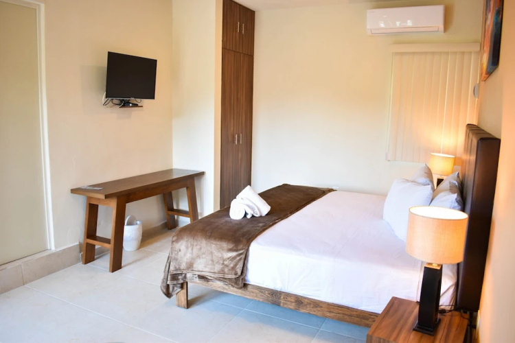 Muchin Hotel