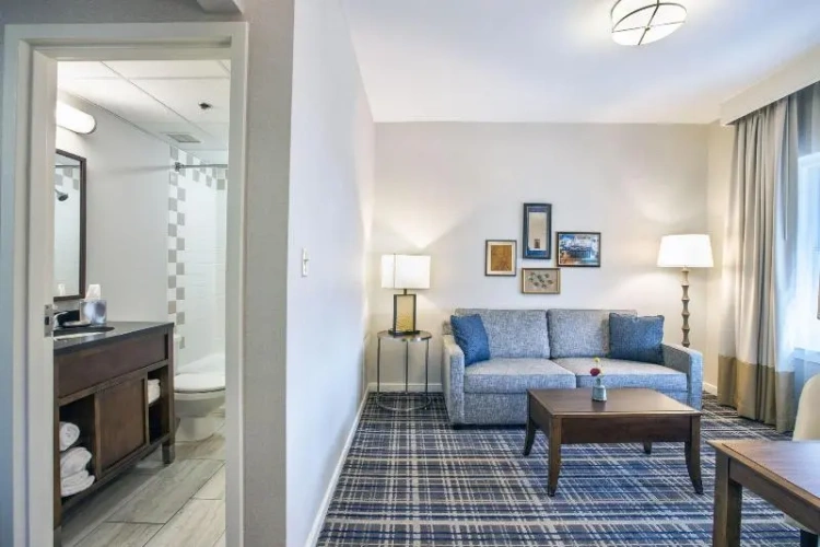 Quadruple Suite