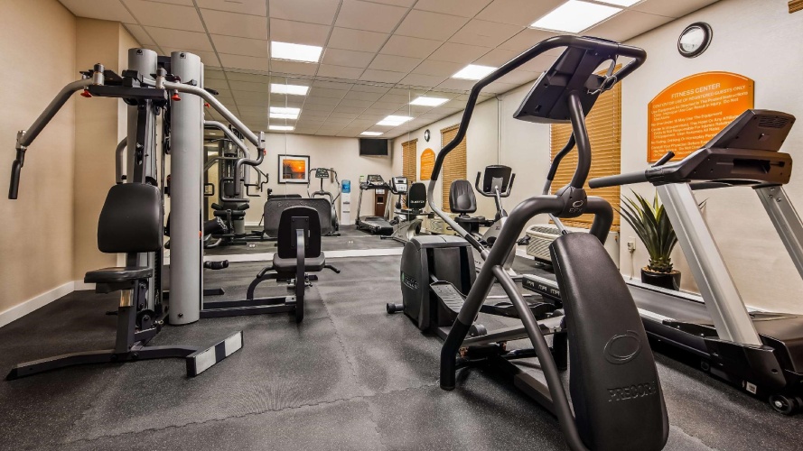 Best Western Plus Kendall Hotel & Suites photo 22