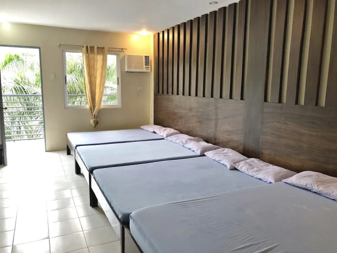 4 Bedrooms Cottage