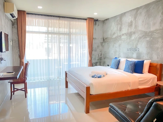 Standard room with balcony