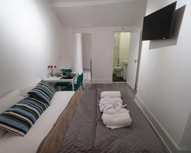 London Queens Apartments