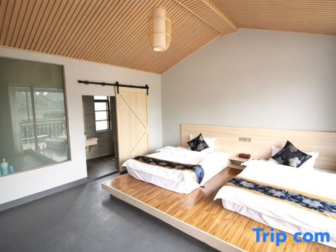 Standard room with view