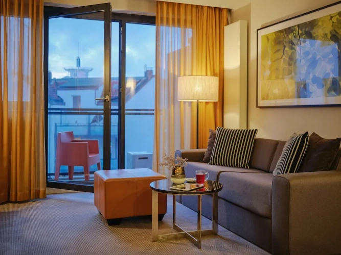2 Bedrooms Premier Apartment