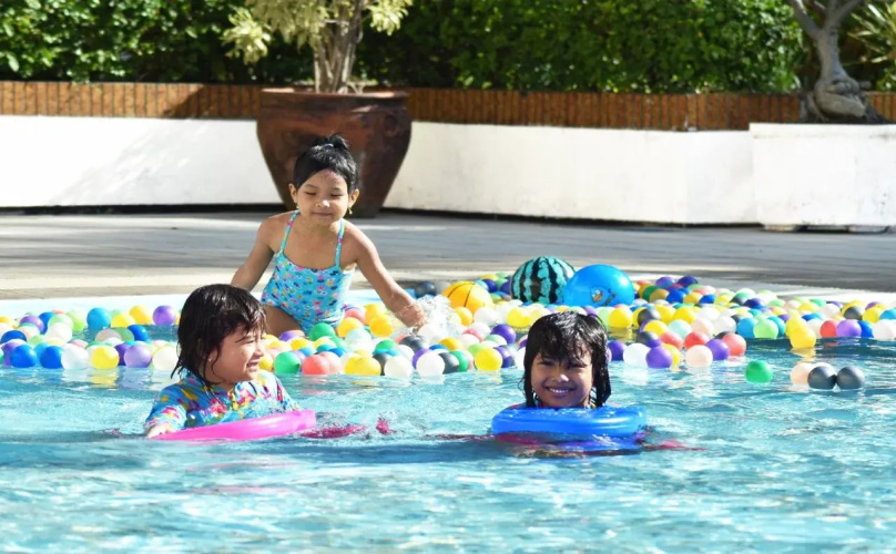 Surabaya Suites Hotel