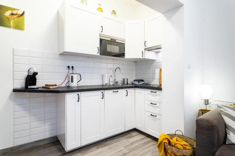 3 Bedrooms Apartment