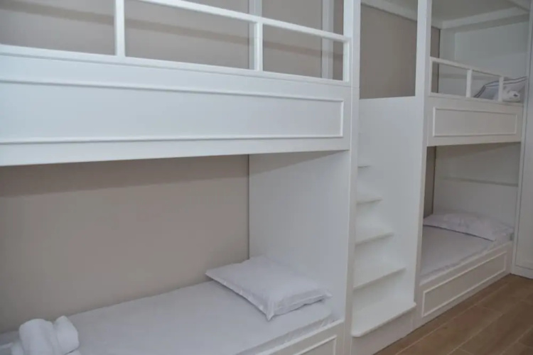 Airen hotel