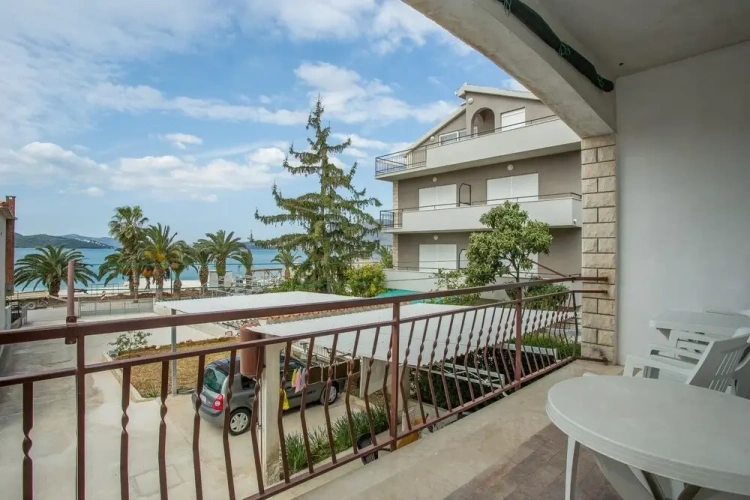 Quadruple Apartment with balcony
