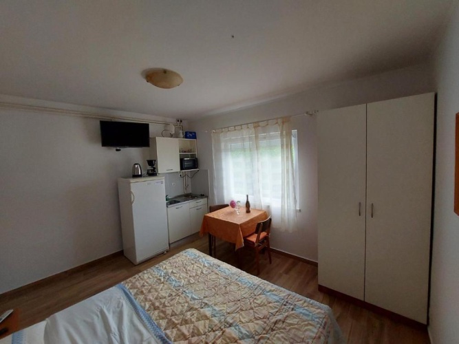 Studio with sea view