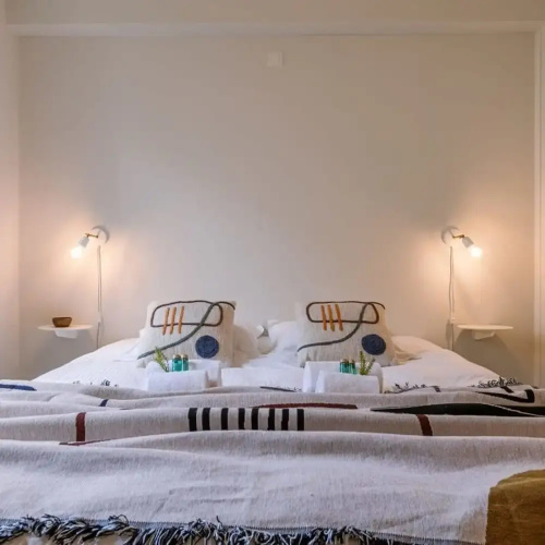 Warm Cozy Lateral Seaview Apartment