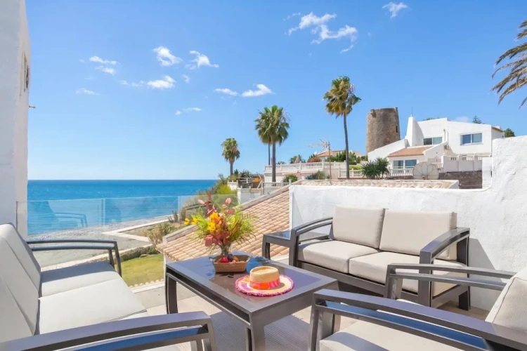 Standard Family room with sea view