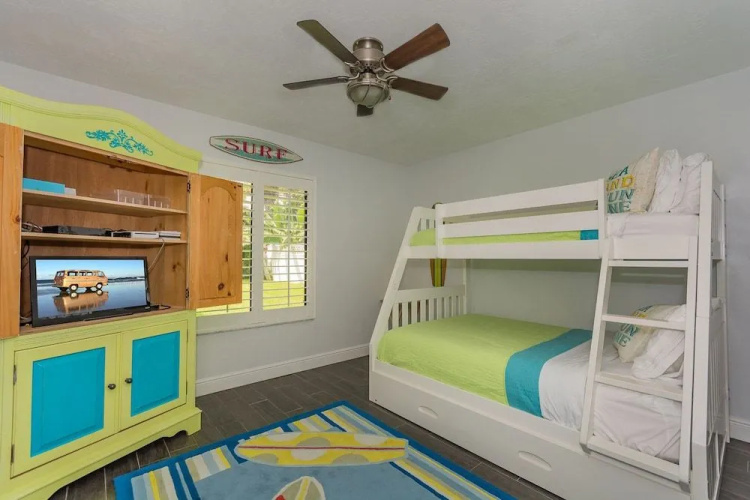4604K - Beachside Splendor