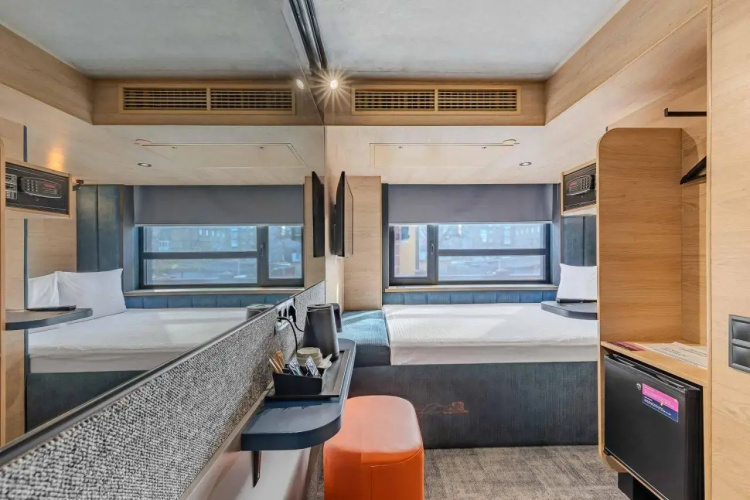 IQ Hotel