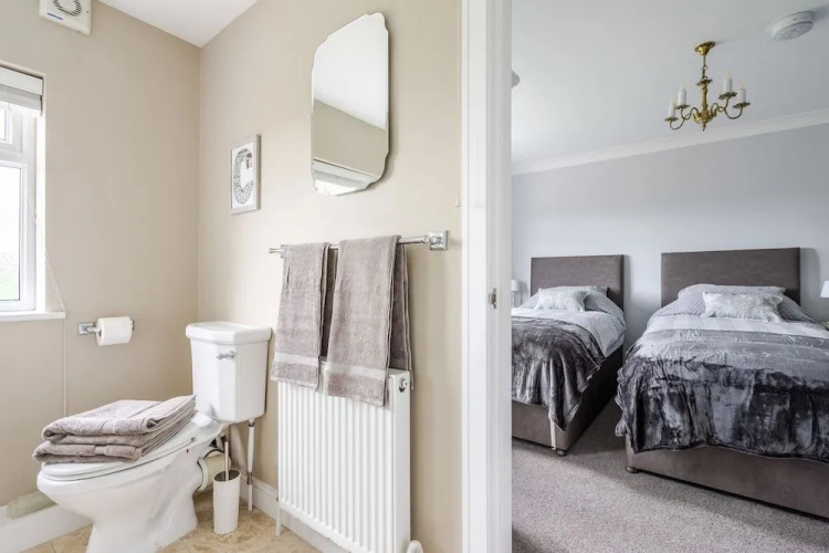 Cotswold Lodge