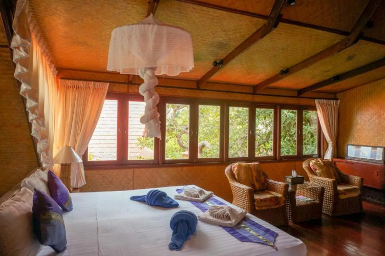 The Natives Samui Villa