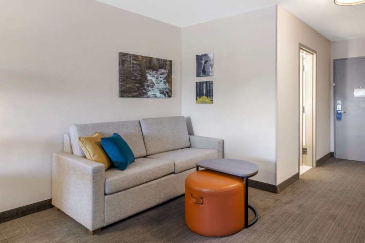 Double Suite
