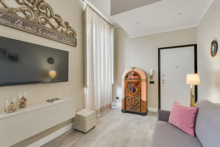Cherubini Palace Thematic Apartment