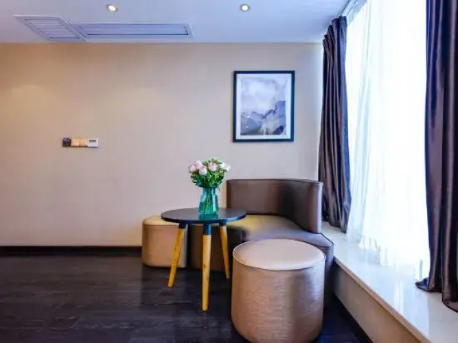 Chongqing jingyi oak hotel