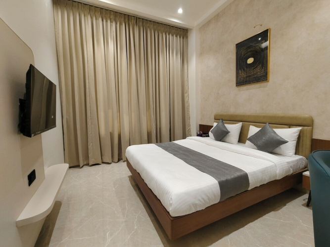Hotel Raas Vrindavan