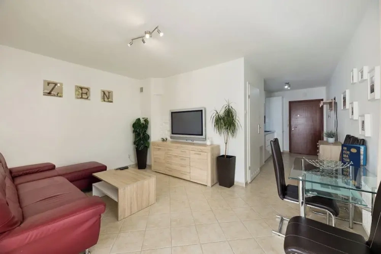 Economy Suite