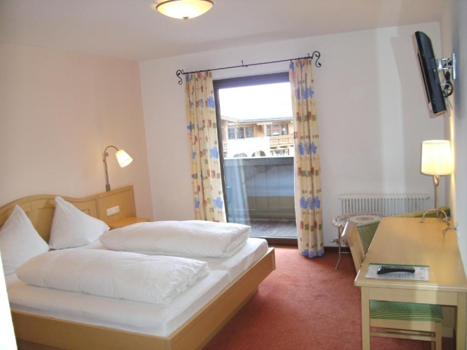 Standard Double room with balcony