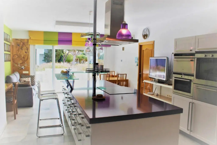 Alcazaba Beach Apartment 3302