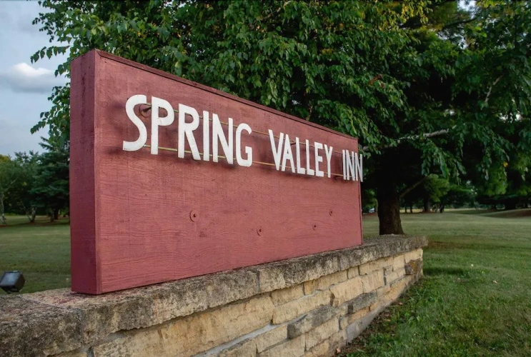 Spring Valley Inn