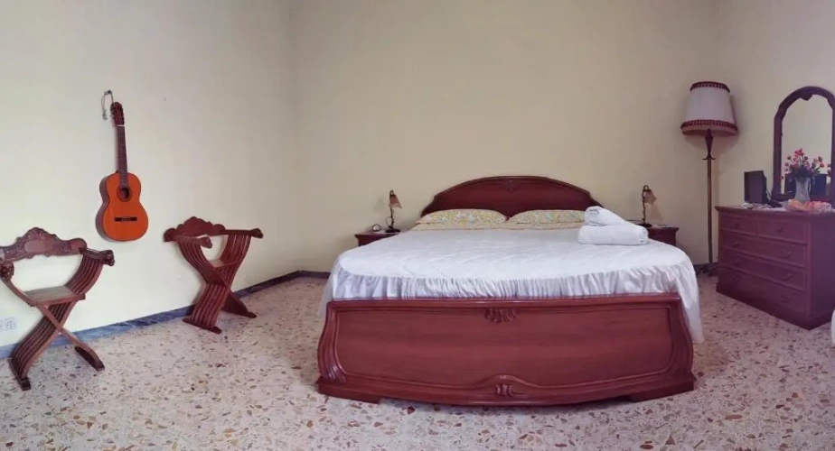 3 Bedrooms Apartment