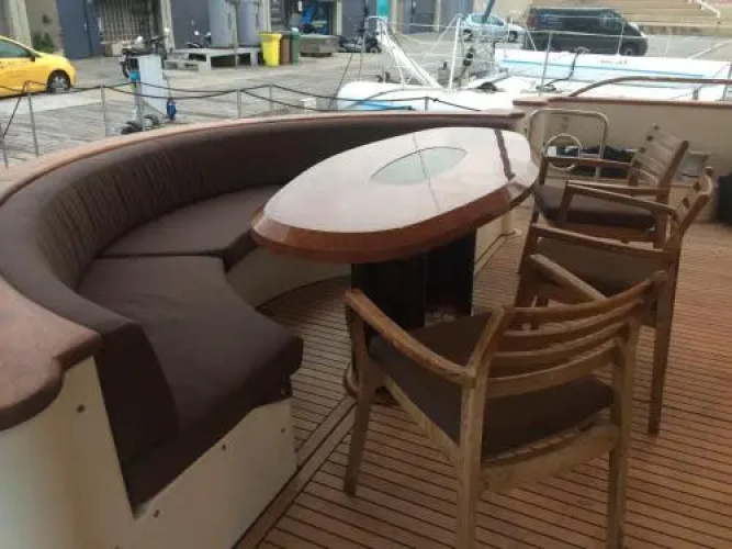 Leigh Yacht